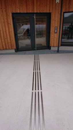 Barra Piatta In Alluminio Autoadesiva - 1000x30x2 Mm, Design Acciaio Inox, Perfetta Per Decorazione E Fai-Da-Te - Foto 3